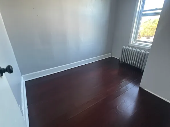 90 Lake Street image 7 of 9