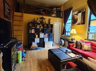 102 W 74th St APT 1C, New York, NY 10023