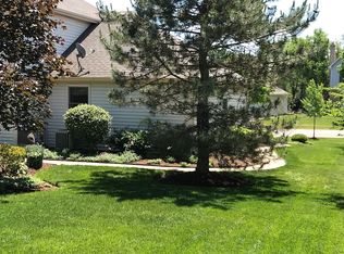 2615 Cedar Ave, Geneva, IL 60134