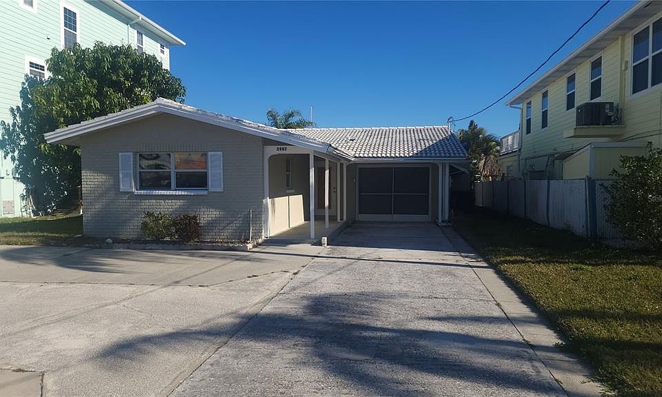 1st image of 3907 Floramar Ter