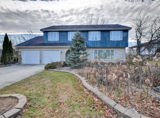 16W649 89th Pl, Willowbrook, IL