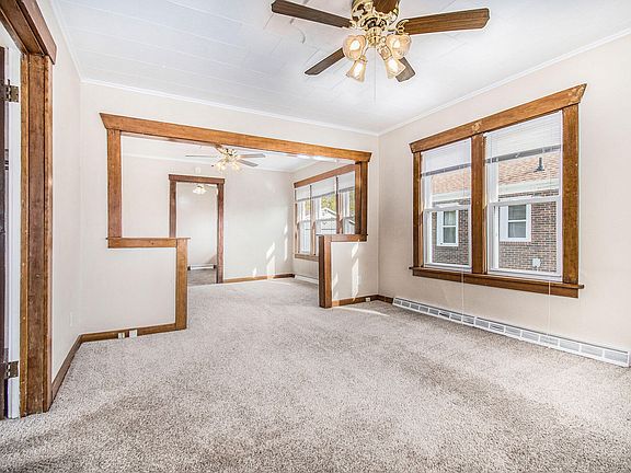 5th image of 216 Winter St