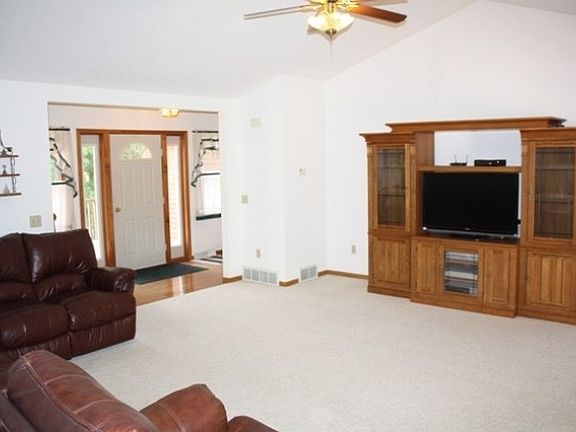 4th image of 3442 County Road Q