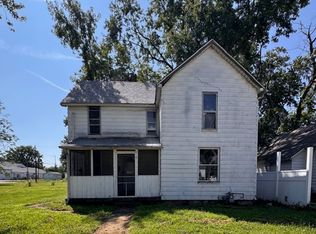 461 E Garfield Ave, Decatur, IL 62526
