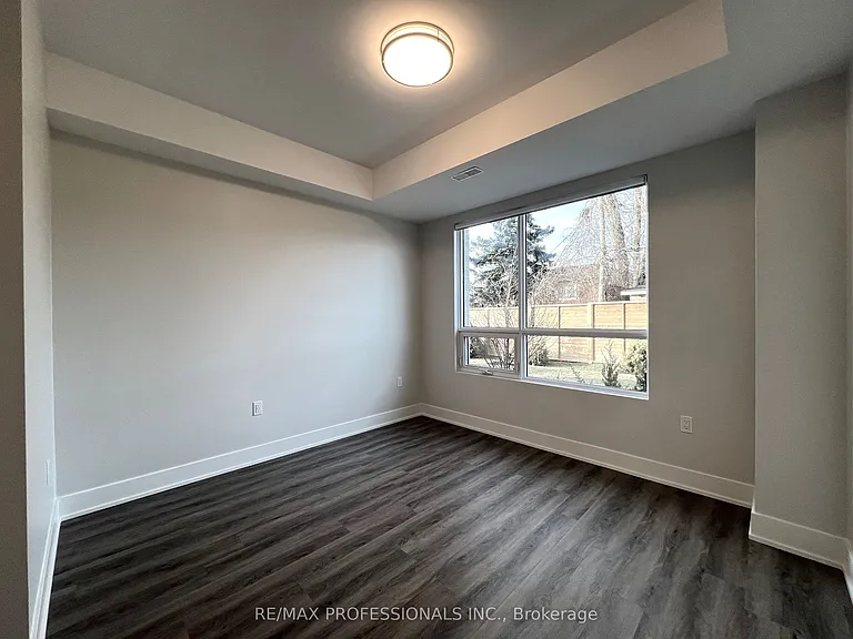 62 Dixfield Dr #106 — Photo 11