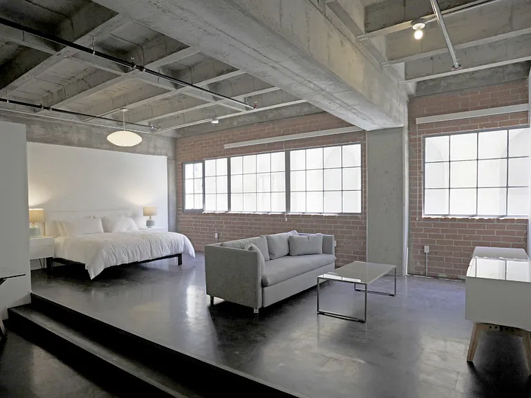 Morgan Lofts — Photo 1