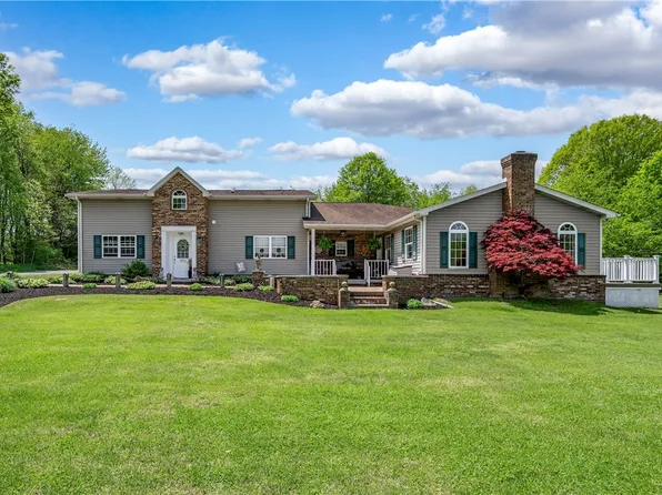 127 E Charles St #1-2-3, Ellwood City, PA 16117
