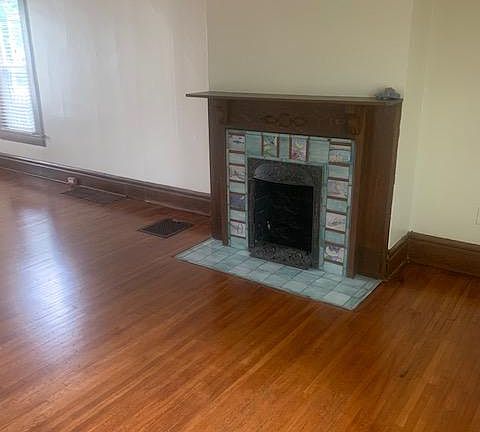 5th image of 251 E Blake Ave #1