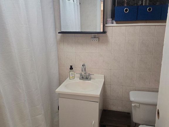 5th image of 2134 73rd St