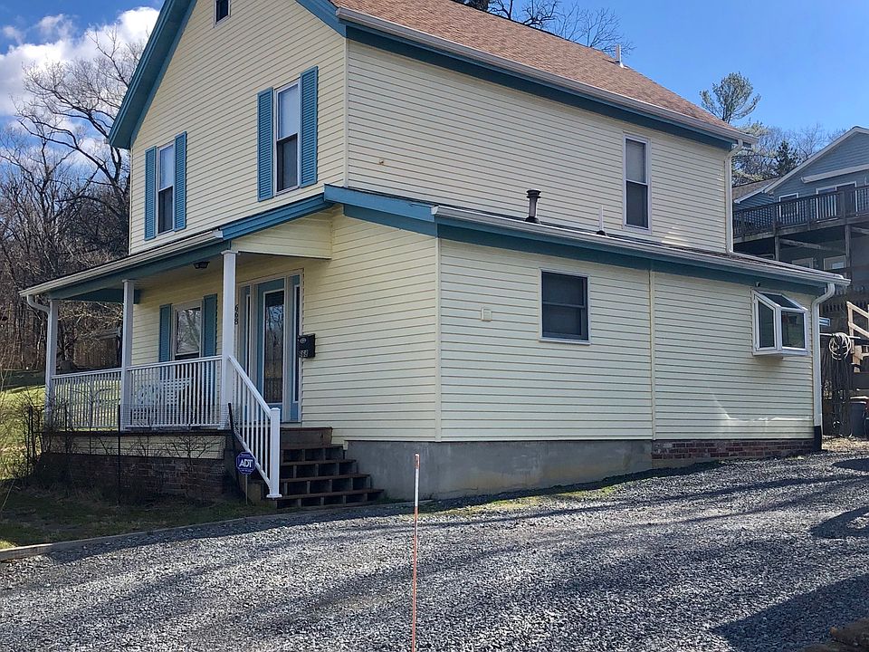 1st image of 668 E Brockway Ave