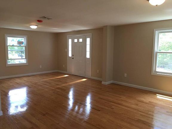 4th image of 78 Jerome St #1