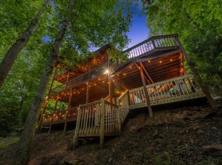 126 Brookwood Dr, Blue Ridge, GA 30513