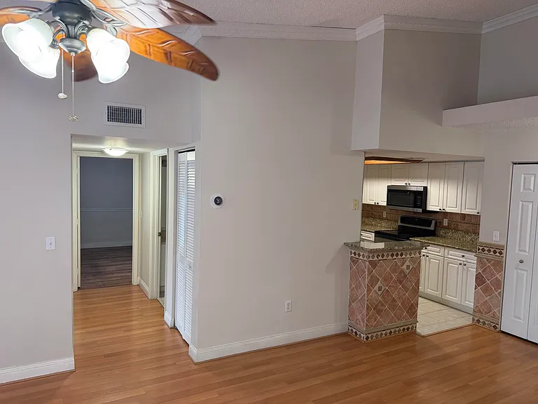 1500 Crestwood Ct S #1503 — Photo 17