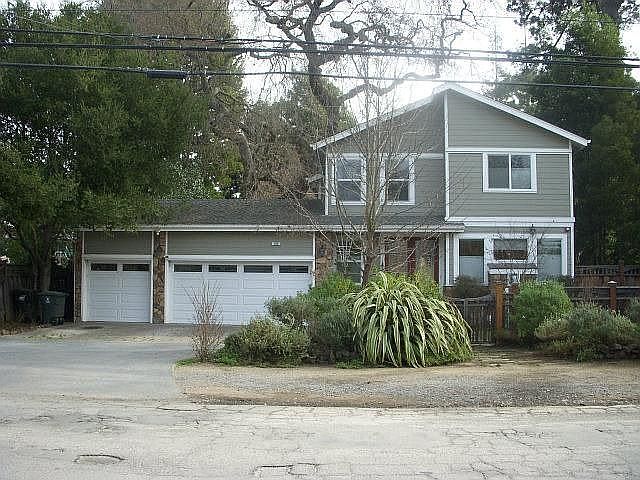 Front yard 