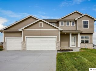 12206 S 111th St, Papillion, NE 68046