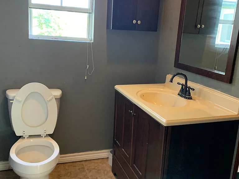 503 W Mesquite Ave — Photo 8