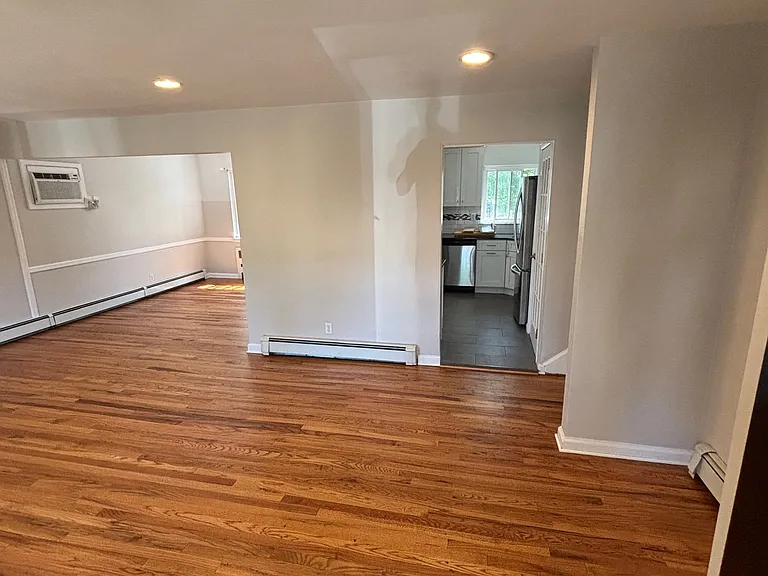 16 Spruce Pl — Photo 14