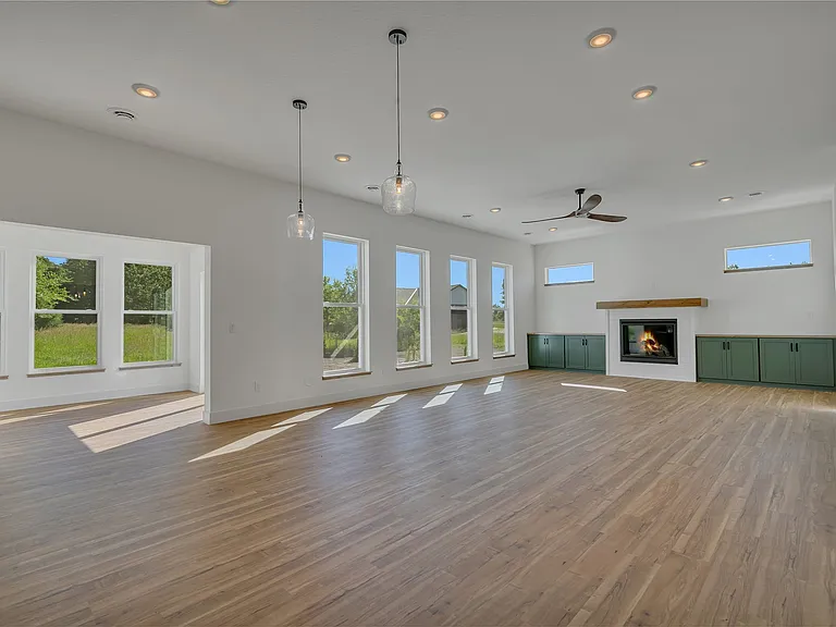 6624 Captains Cir NW — Photo 17