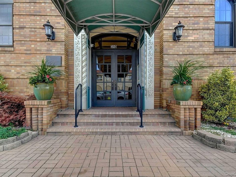 1st image of 310 Riverside Blvd APT 2K