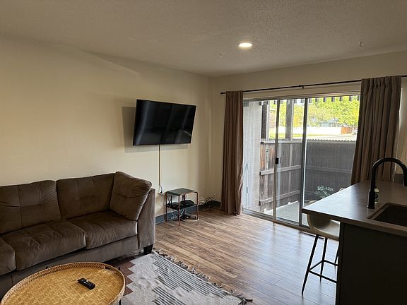 3rd image of 1600 Avenue E #1-23