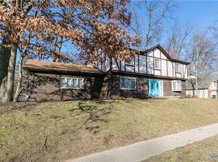 6830 Regents Park Blvd, Toledo, OH