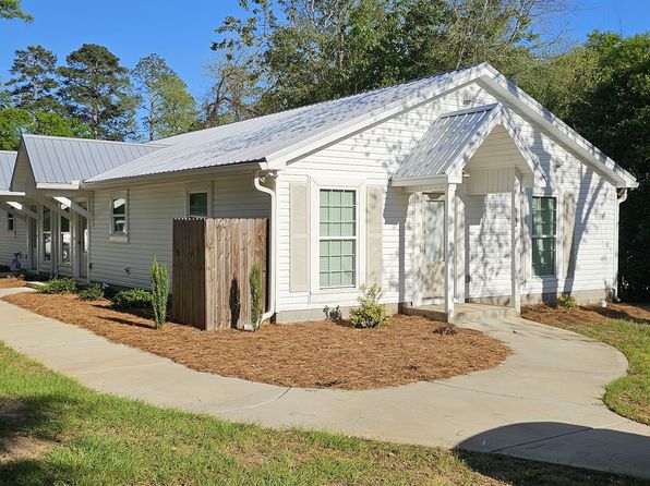 1112 3rd St, Perry, GA 31069