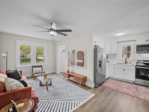 2647 Lyon St, Des Moines, IA 50317