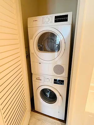 Rented by Jade Stone Real Estate Consulting | media 40