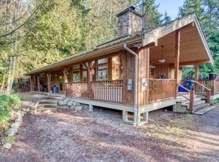 5518 Wakefield Rd, Sechelt, BC V7Z 0N3