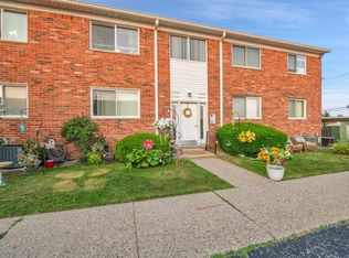 29356 Hoover Rd, Warren, MI 48093