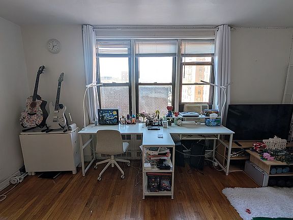 5th image of 9229 Lamont Ave APT 4M