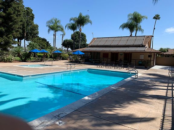 Community pool