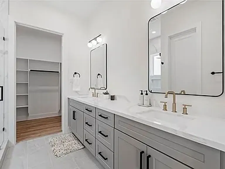 6532 Weston St #A — Photo 13