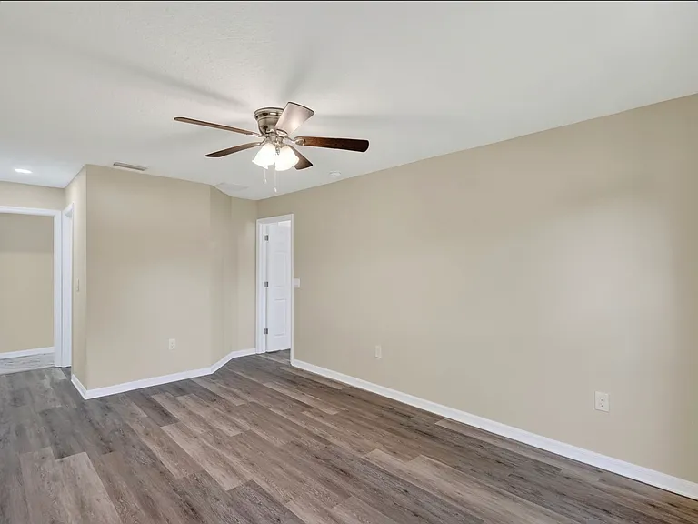 1509 W 8th Ave — Photo 5