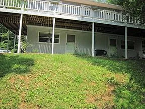 Building Photo 3