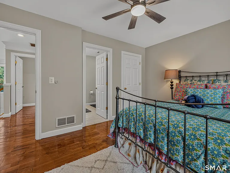 11 Windrose Dr — Photo 23