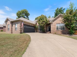 7050 E Ridge Dr, Sherwood, AR 72120