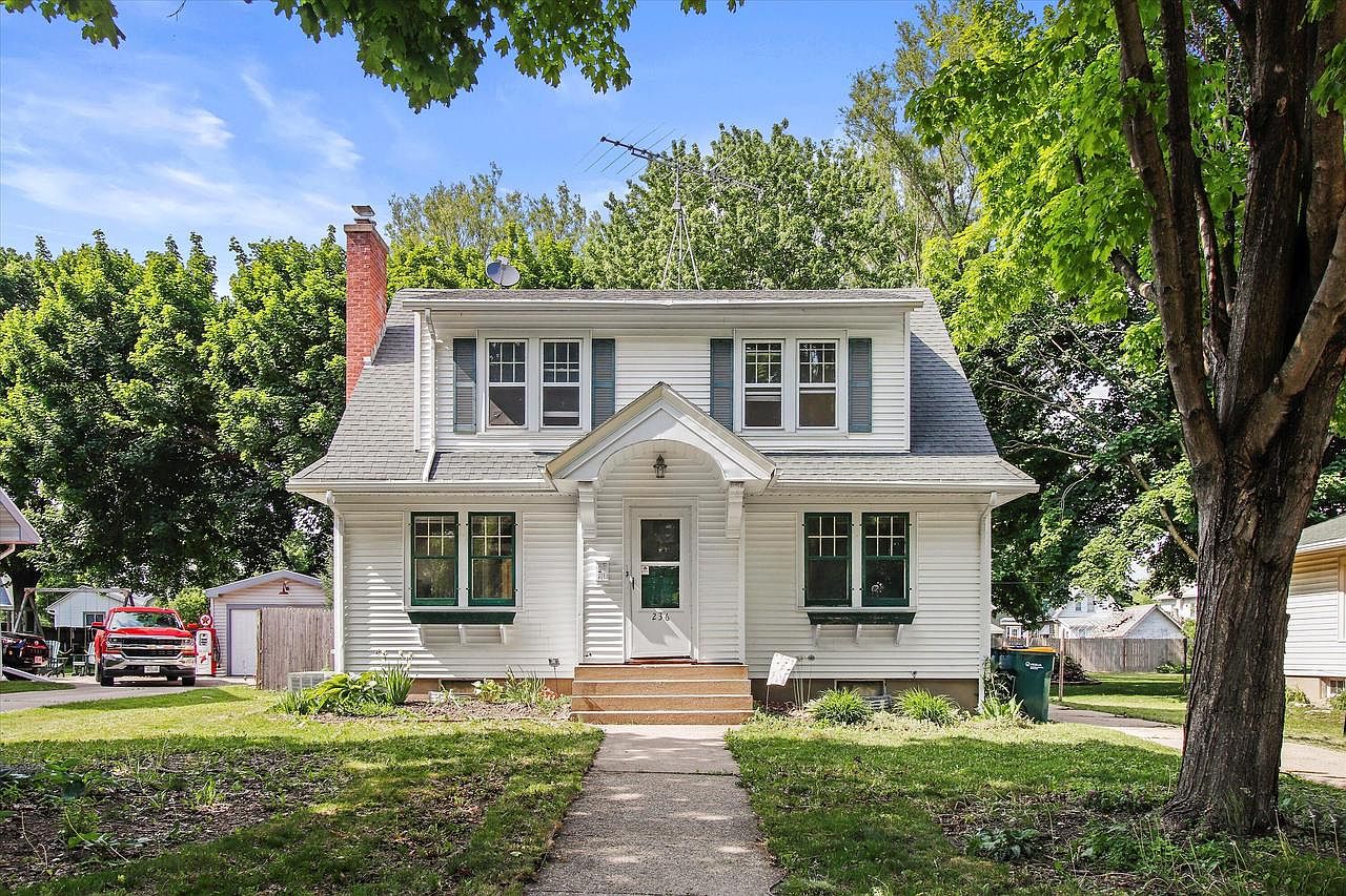 236 Winsor STREET, Elkhorn, WI 53121 Zillow