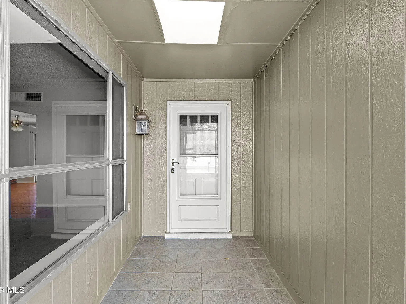 3 bed, 2.0 bath, 1313 sqft, $1,650 — Photo 3