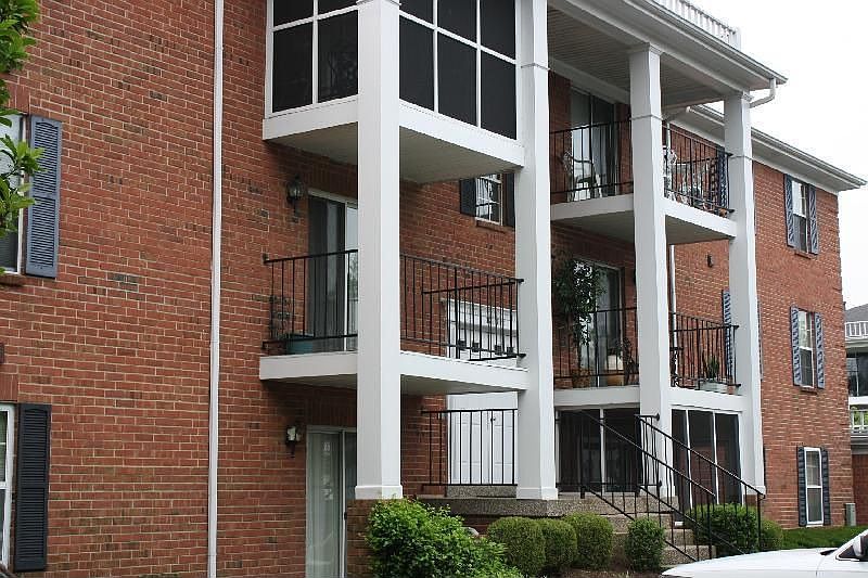 1st image of 101 Donard Park Ave