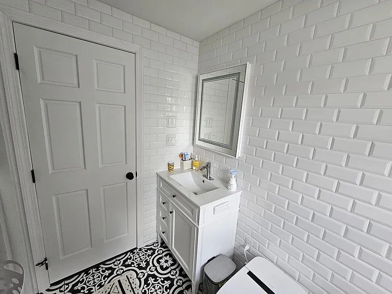 23 Sanford St — Photo 10