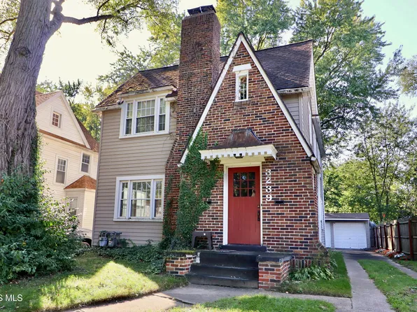 3239 Algonquin Pkwy, Toledo, OH 43606