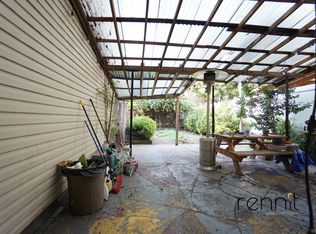 195 Palmetto St, Brooklyn, NY 11221