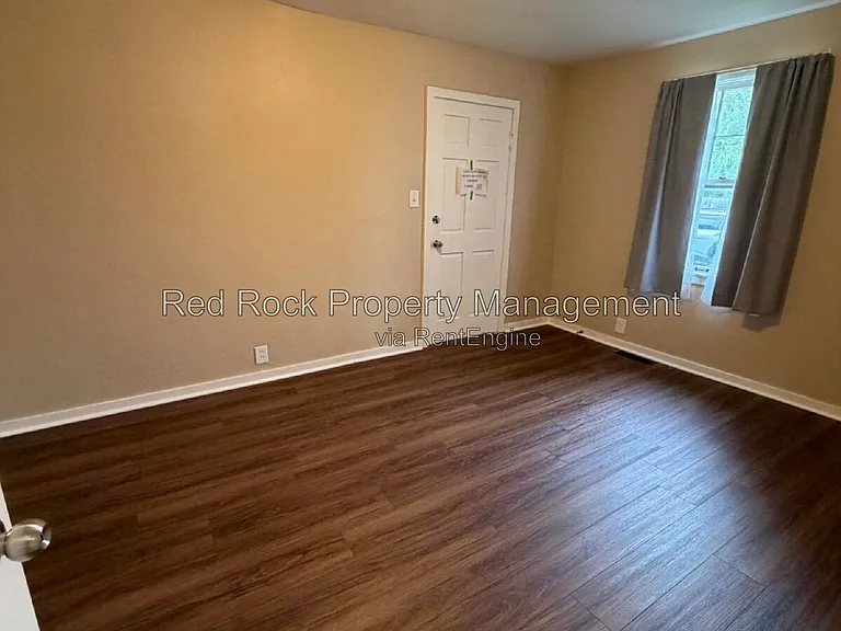 620 Chestnut St #3 — Photo 6