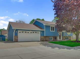 1281 Connecticut Ave, Marysville, MI 48040