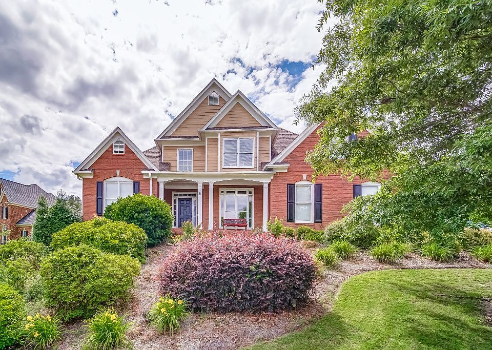 1st image of 731 Bentwater Dr