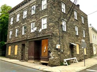 27 Fox Island Rd, Port Chester, NY 10573