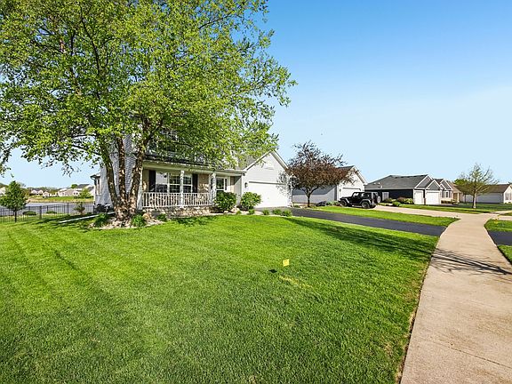 2nd image of 1407 Autumn Ridge Rd