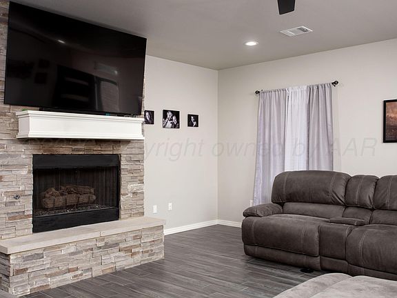 4th image of 2704 Knoll Dr