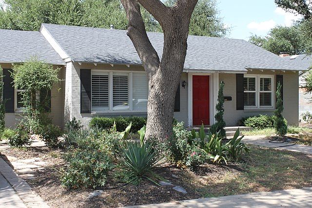 1st image of 1406 W Kansas Ave